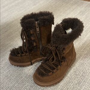 Toddler Brown Fur-Lined Lace-Up Boots